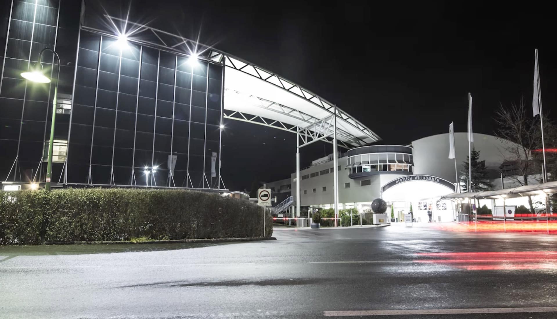 Brandboxx video screenshot (color)